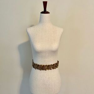 Anthropologie gold belt (size: S) 28 inches